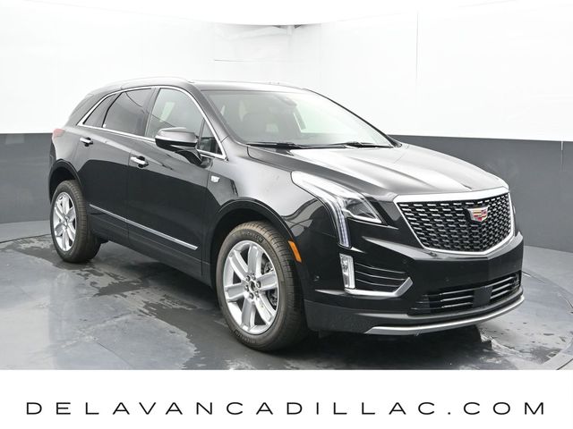 Crystal White Tricoat 2026 Cadillac XT5 SUV / Crossover Four-Wheel Drive 9-Speed Automatic