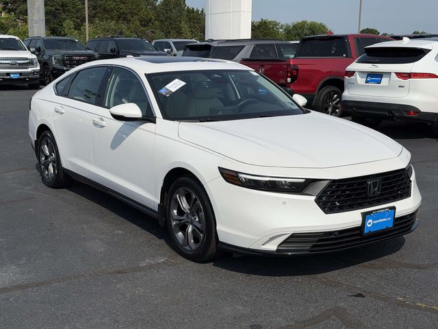 Platinum White Pearl 2025 Honda Accord Hybrid Sedan Front-Wheel Drive Continuously Variable Transmission