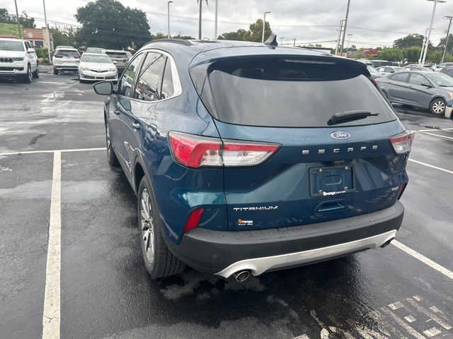 2020 Ford Escape Titanium Hybrid 22