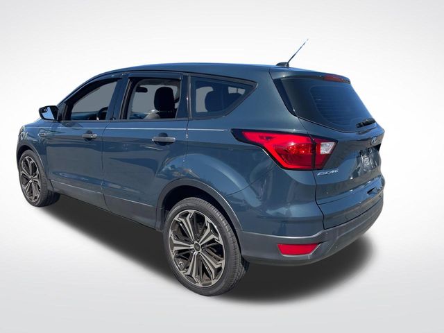 2019 Ford Escape S 3