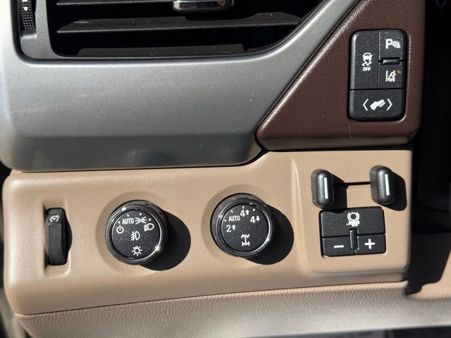 2015 Chevrolet Suburban 1500 LTZ