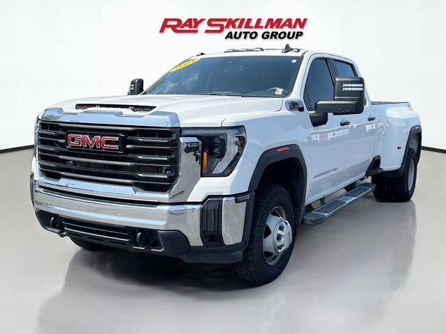 Used 2024 White GMC Pro image 3