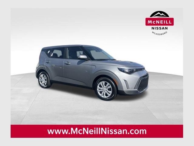 2023 Kia Soul LX FWD