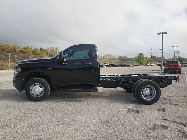 2024 RAM 3500 Tradesman photo