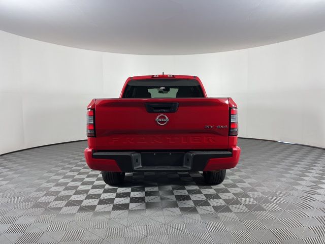 2023 Nissan Frontier SV 8