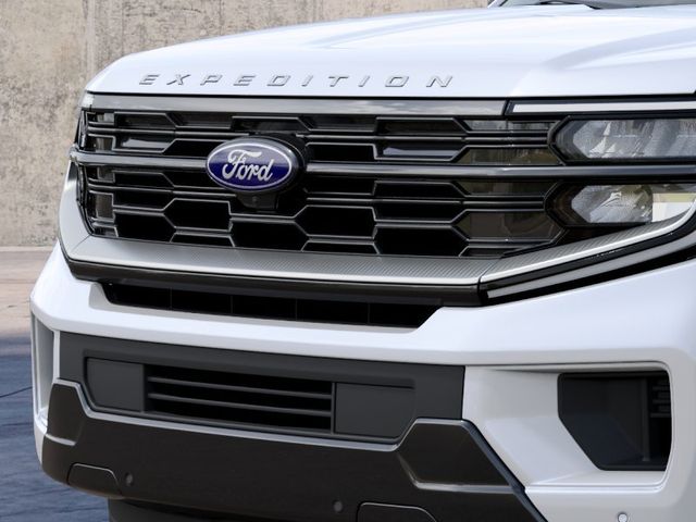 New 2027 White Ford Platinum image 17