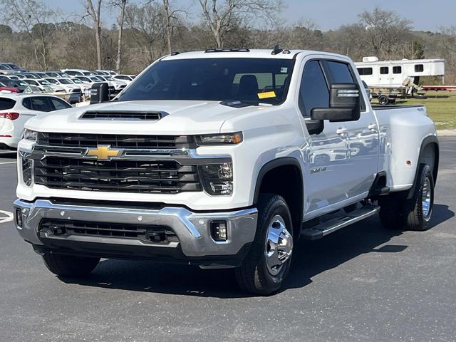 2025 Chevrolet Silverado 3500HD LT Crew Cab 4WD