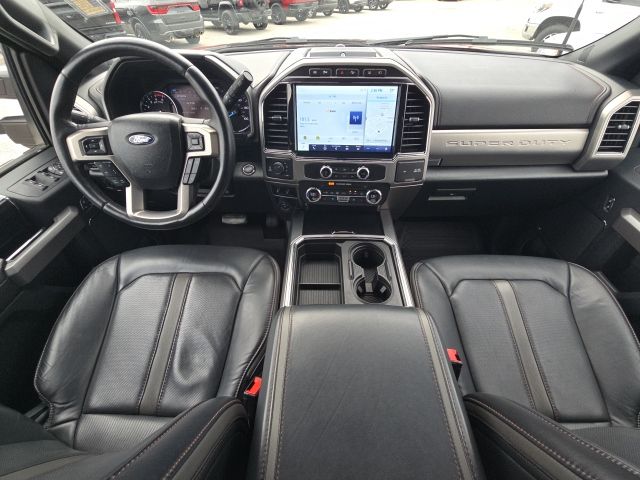 2022 Ford F-250SD Platinum:B01968