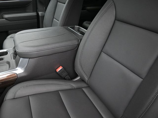 New 2026 White Chevrolet LT Trail Boss image 17