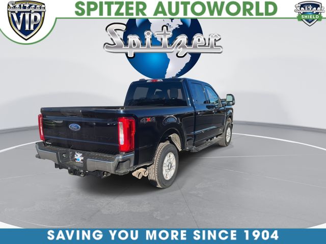 Used 2025 Blue Ford XLT image 9