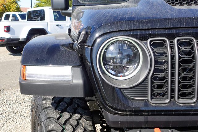 new 2026 Jeep Gladiator car, priced at $61,140