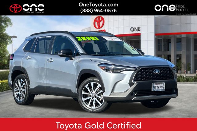 2025 Toyota Corolla Cross XLE AWD