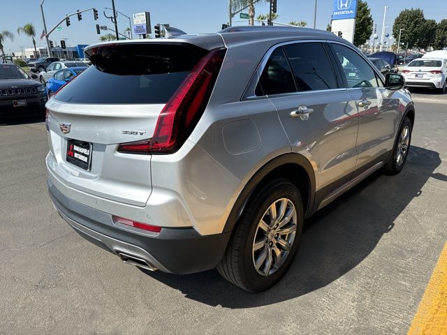 2022 Cadillac XT4 Premium Luxury 5