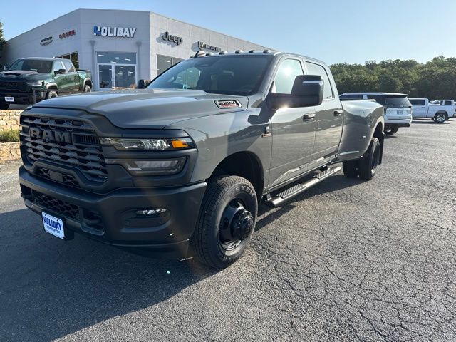 Ceramic White 2026 RAM 3500 Pickup Truck Four-Wheel Drive 8-Speed Automatic