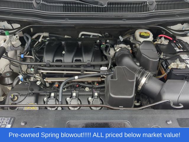 Used 2019 White Platinum Clearcoat Metallic Ford XLT image 52