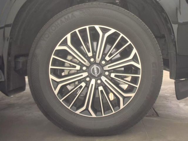 Used 2025 Nissan Armada SUV