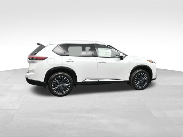 2024 Nissan Rogue Platinum 3