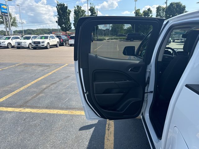 2022 Chevrolet Colorado LT 13