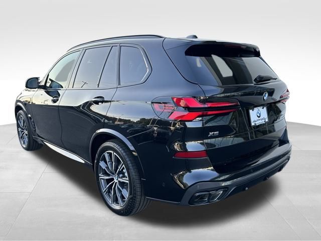 2025 BMW X5 M60i 7