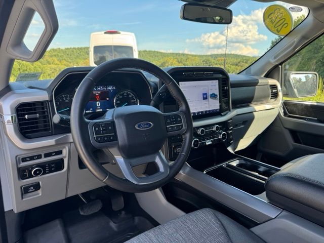 Used 2023 Silver Ford XLT image 24