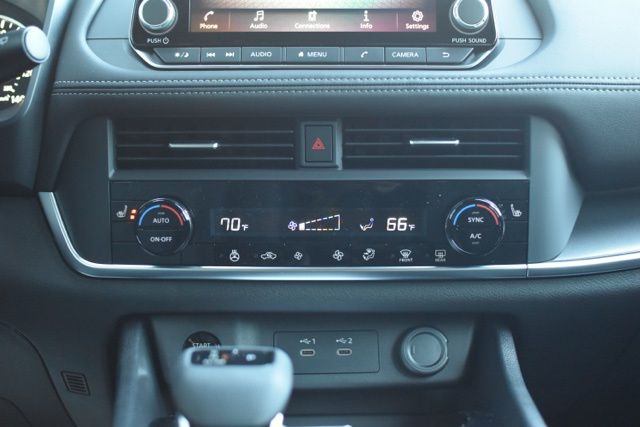 New 2026 Nissan 2026.5 Rogue 1.5L VC-Turbo SV