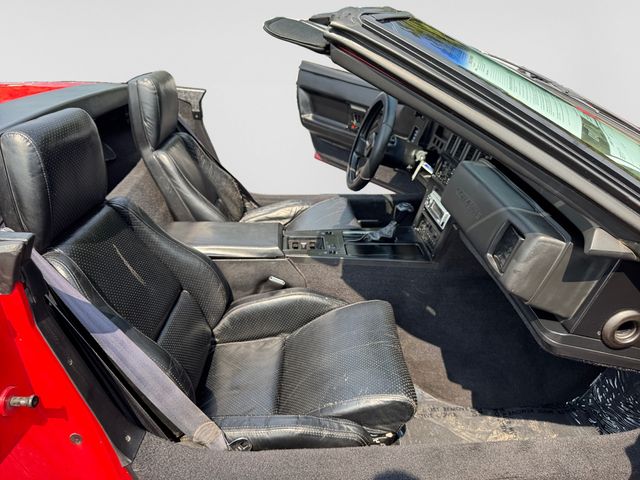 1988 Chevrolet Corvette Base - Red exterior view 16
