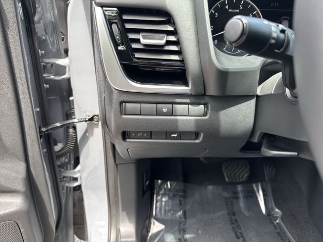 Used 2022 Gray Nissan SL image 25
