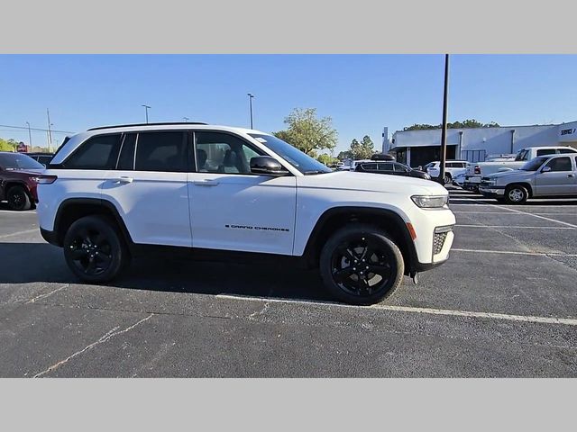 2026 Jeep Grand Cherokee Limited 4x2