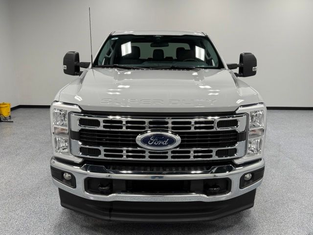 Used 2026 White Ford XLT image 3
