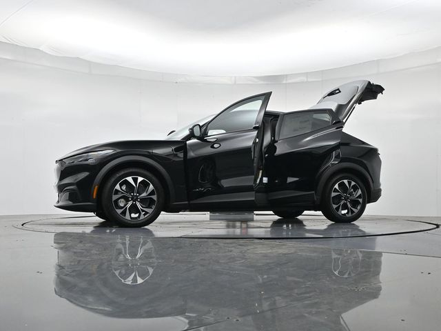 New 2026 Black Ford Select image 50