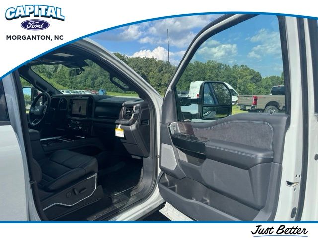 New 2026 White Ford Platinum image 13