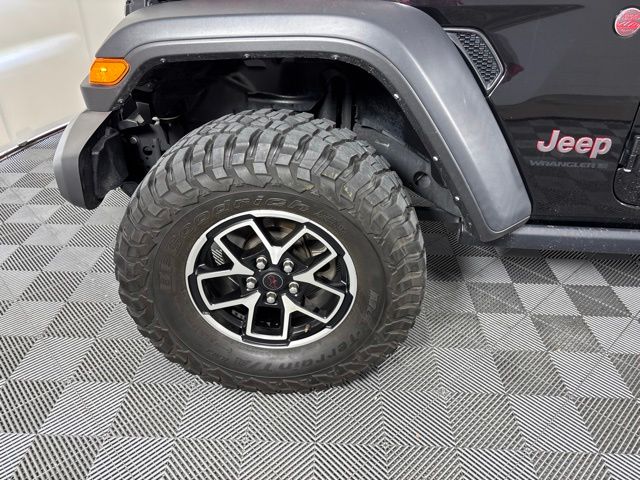 Used 2024 Jeep Wrangler SUV