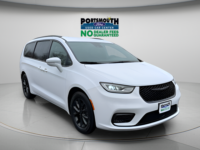 Bright White Clearcoat 2022 Chrysler Pacifica Touring L FWD Minivan Front-Wheel Drive 9-Speed Automatic