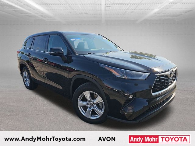 Midnight Black Metallic 2022 Toyota Highlander SUV / Crossover Front-Wheel Drive 8-Speed Automatic