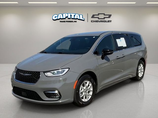 2025 Chrysler Pacifica