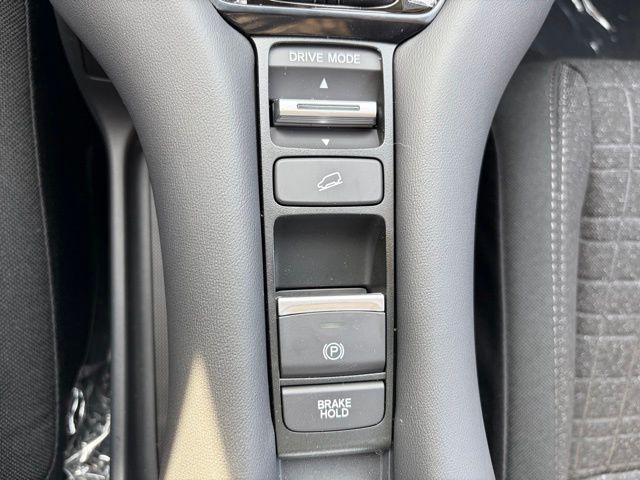 new 2026 Honda HR-V car, priced at $29,048