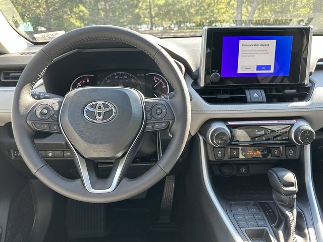 2024 Toyota RAV4 XLE 7