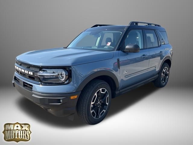 2024 Ford Bronco Sport Outer Banks 3