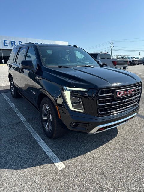 Onyx Black 2025 GMC Yukon SUV / Crossover Four-Wheel Drive