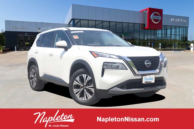 Pearl White Tricoat 2023 Nissan Rogue SV AWD SUV / Crossover All-Wheel Drive Continuously Variable Transmission