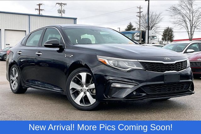 2019 Kia Optima S FWD