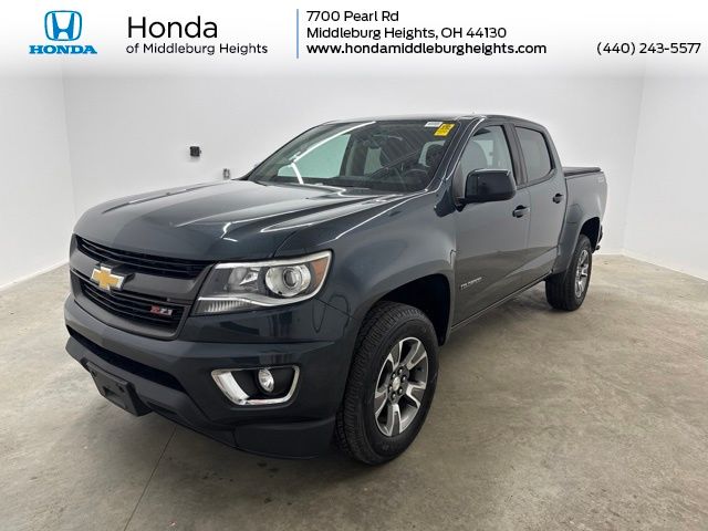Gray (Graphite Metallic) 2017 Chevrolet Colorado Pickup Truck Four-Wheel Drive 8-Speed Automatic