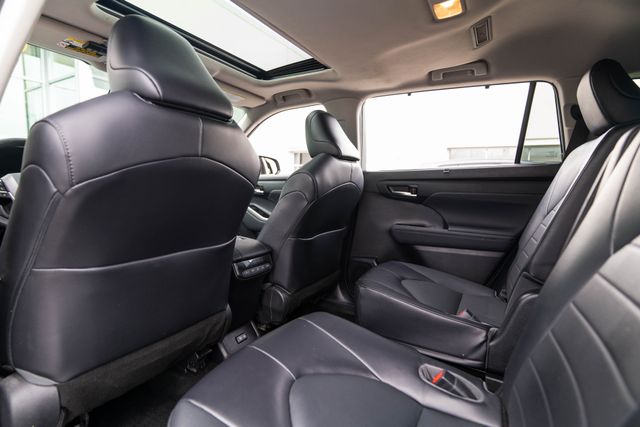 Used 2022 Toyota Highlander SUV