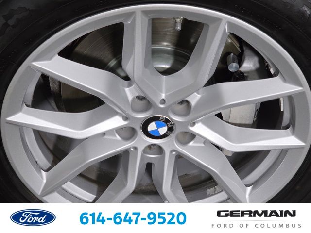 Certified Used 2019 Gray BMW xDrive40i image 14