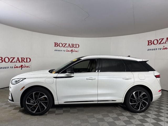 2024 Pristine White Metallic Tri-Coat Lincoln Corsair Grand Touring AWD SUV