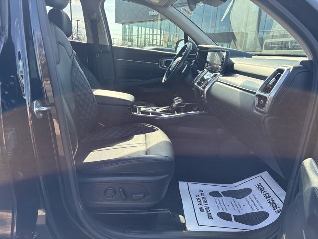 Used 2023 Black Kia SX-Prestige image 19