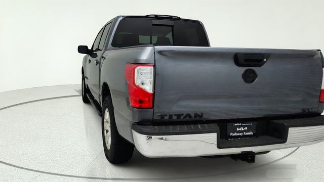 2019 Nissan Titan SV - 3