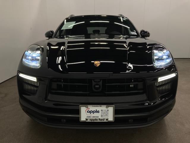 2025 Porsche Macan S