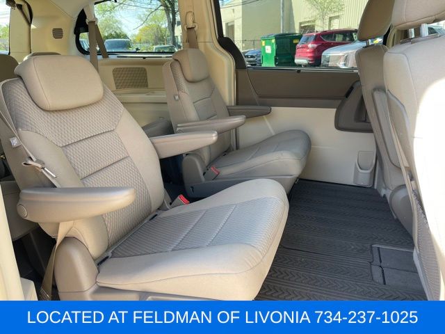Used 2009 Chrysler Town & Country For Sale in Muncie, IN