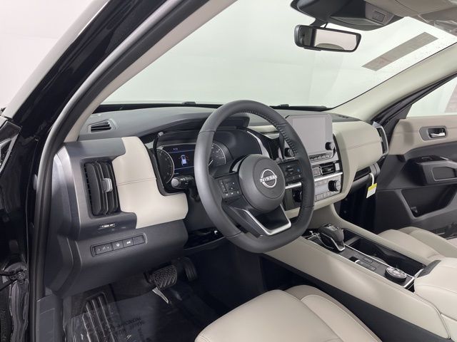 2025 Super Black Nissan Pathfinder SL 4X4 SUV